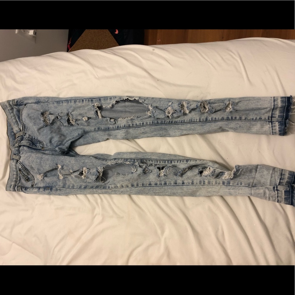 Ripped jeans